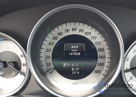 2014 Mercedes-Benz C 250 Luxury/Sport z USA, uszkodzony, nr VIN WDDGF4HBXEG232877